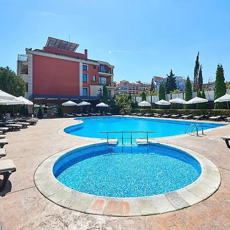 Отель Sunny Forum