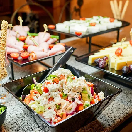 Отель Sunny Forum