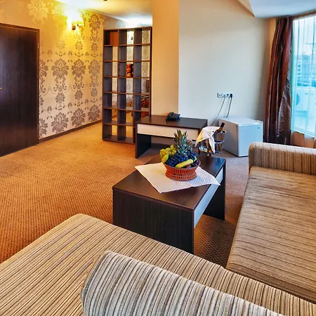 Отель Sunny Forum