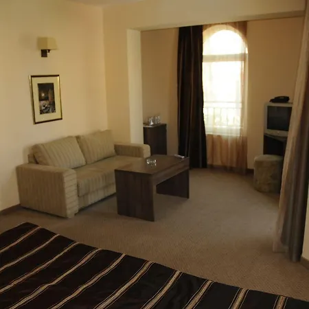 Sunny Forum Hotel