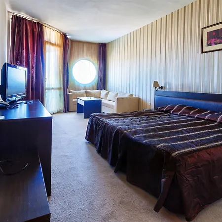 호텔 Sunny Forum 4*