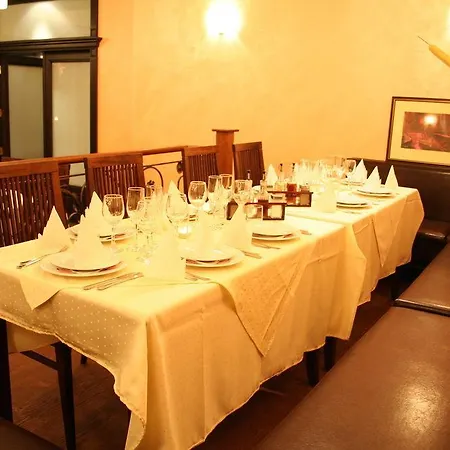 Sunny Forum Hotel 4*