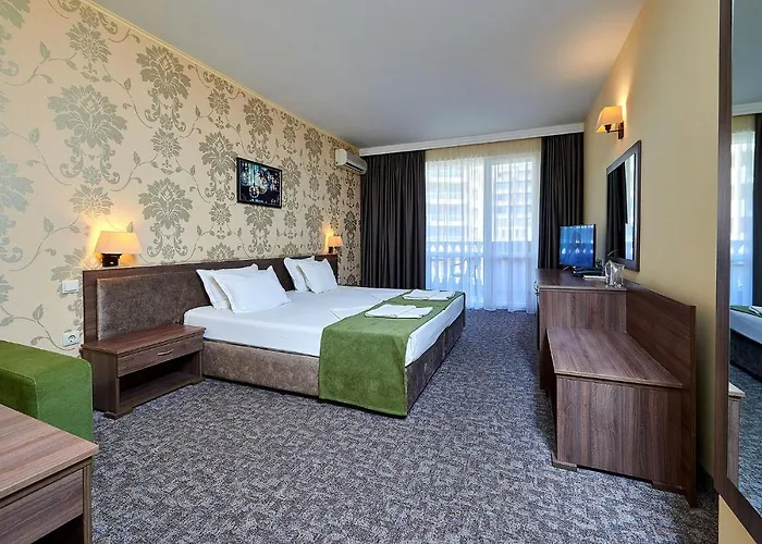 Отель Sunny Forum 4*