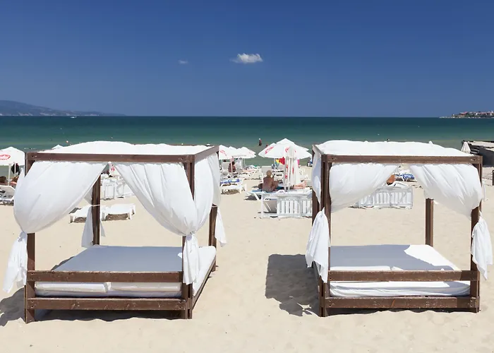 Sunny Forum Отель 4*