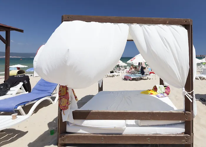 Sunny Forum Отель