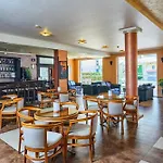 Sunny Forum Hotel 4*