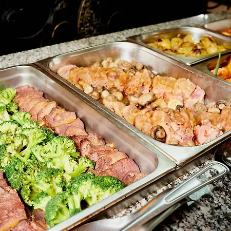 Sunny Forum Ξενοδοχείο 4*