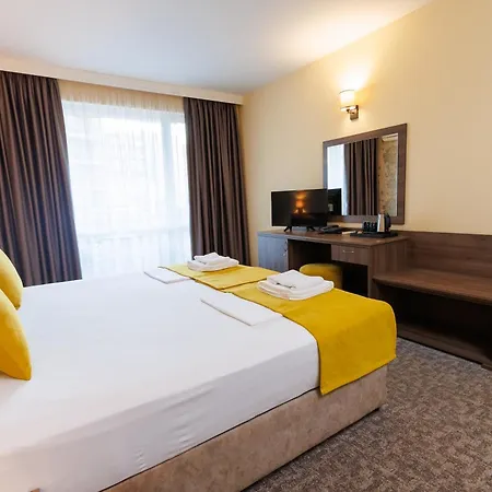 Sunny Forum Hotel 4*