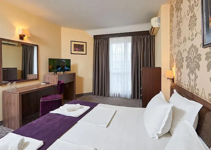 Sunny Forum Hotell Slăntjev Brjag