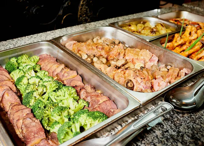 Sunny Forum Hotell 4*