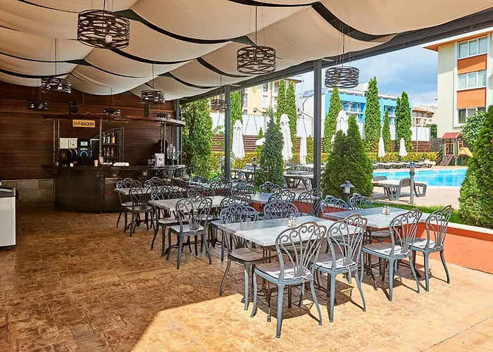 Sunny Forum Hotell 4*